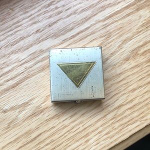 Vintage H. Leach MCHY. Co. Pill box